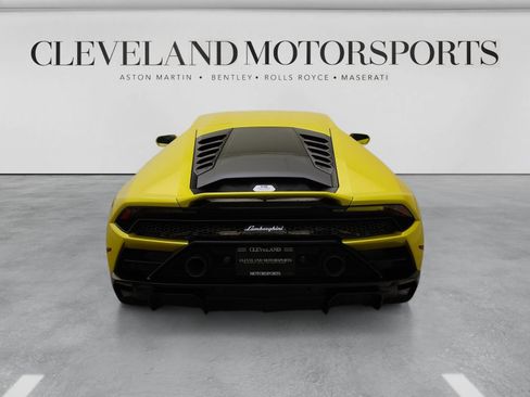 Used 2020 Lamborghini Huracan EVO RWD image 22
