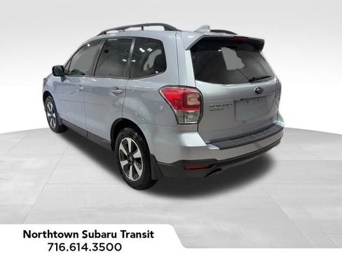 Used 2018 Subaru Forester 2.5i Premium AWD/4WD image 3