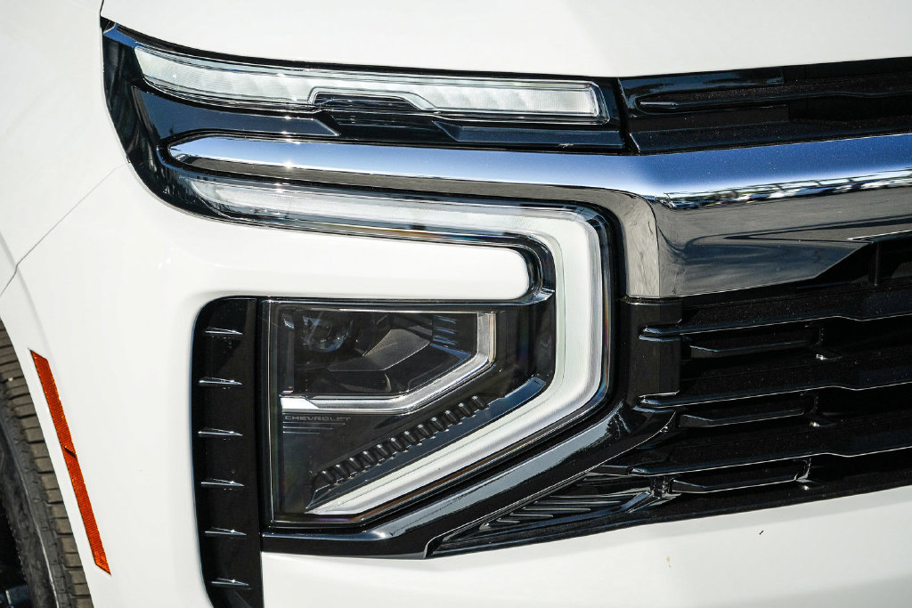 New 2026 Chevrolet Tahoe LS w/ LPO, Dark Essentials Package AWD/4WD image 8