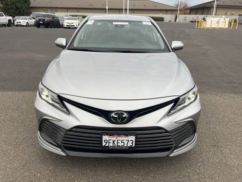 Used 2023 Toyota Camry LE image 2