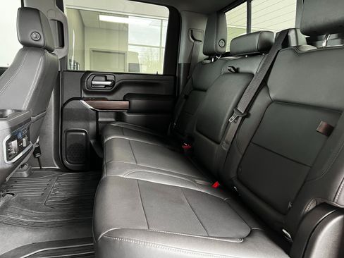 Used 2021 GMC Sierra 2500 SLT w/ SLT Premium Package AWD/4WD image 27