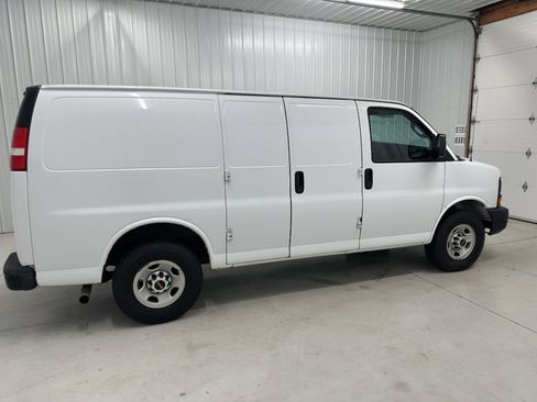 Used 2016 GMC Savana 3500 Work Van image 6