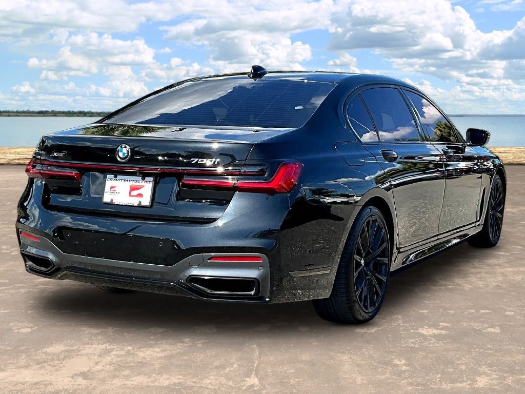 Used 2021 BMW 750i xDrive w/ Executive Package AWD/4WD image 4