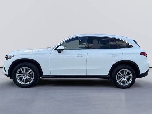 Used 2024 Mercedes-Benz GLC 300 4MATIC image 6