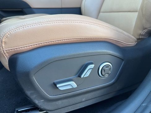 Used 2025 Hyundai Santa Fe Limited image 20