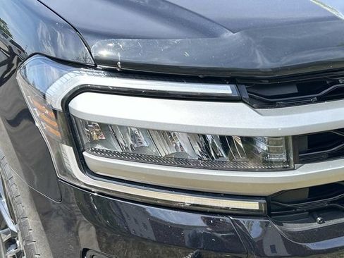 Used 2024 Ford Expedition XLT AWD/4WD image 8