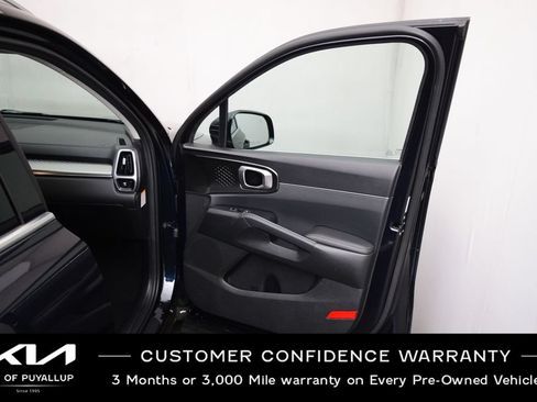 Certified 2023 Kia Sorento EX AWD/4WD image 16