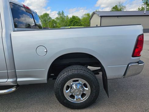 Used 2011 RAM 3500 SLT AWD/4WD image 19