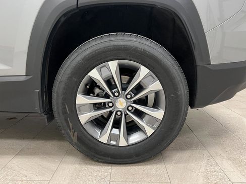 Used 2025 Chevrolet Equinox LT image 66