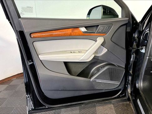 Used 2023 Audi Q5 2.0T Premium Plus w/ Premium Plus Package image 21