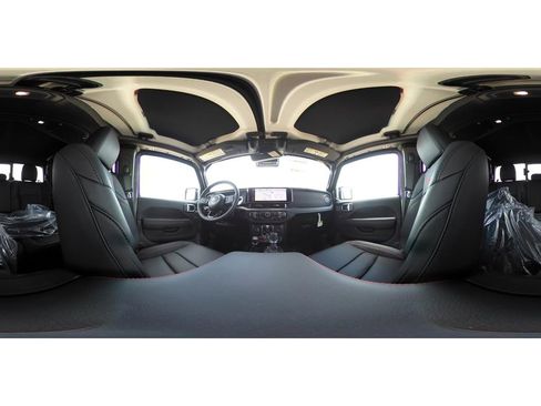 New 2025 Jeep Gladiator Rubicon image 26