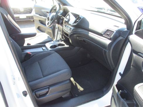 Certified 2021 Honda Passport Sport image 14