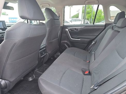 Used 2022 Toyota RAV4 LE AWD/4WD image 26