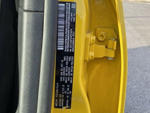 Used 2016 Jeep Renegade Latitude w/ Popular Equipment Group image 19