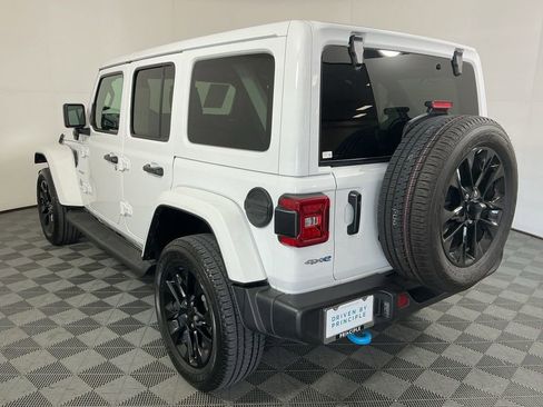 Used 2022 Jeep Wrangler Unlimited Sahara 4xe w/ Cold Weather Group image 7