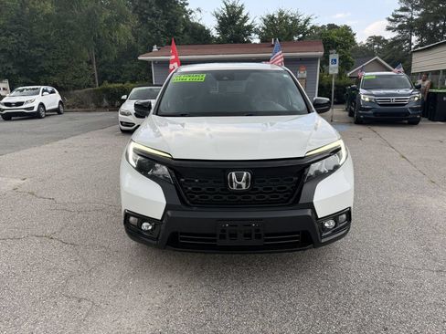 Used 2019 Honda Passport Sport image 2