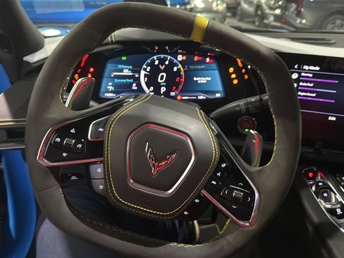 Used 2022 Chevrolet Corvette Stingray Premium Conv RWD image 10