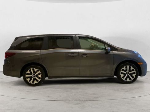 New 2026 Honda Odyssey EX-L image 7