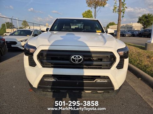 Used 2025 Toyota Tacoma SR5 RWD image 2
