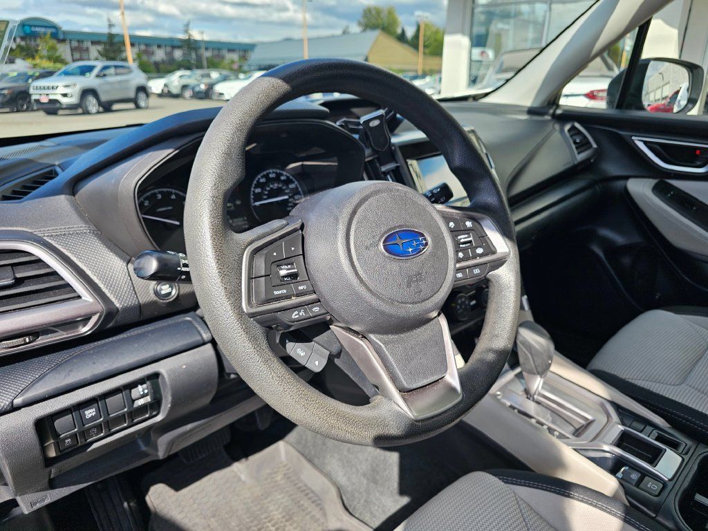 Used 2021 Subaru Forester AWD/4WD image 23