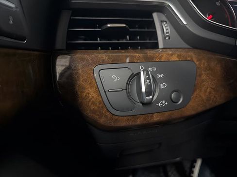 Used 2019 Audi A4 2.0T Premium w/ Convenience Package image 23