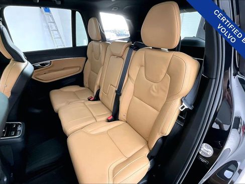 Certified 2024 Volvo XC90 B6 Ultimate w/ Protection Package Premier image 34
