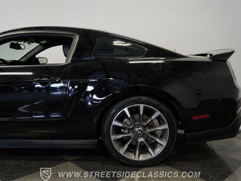Used 2012 Ford Mustang GT Premium RWD image 25