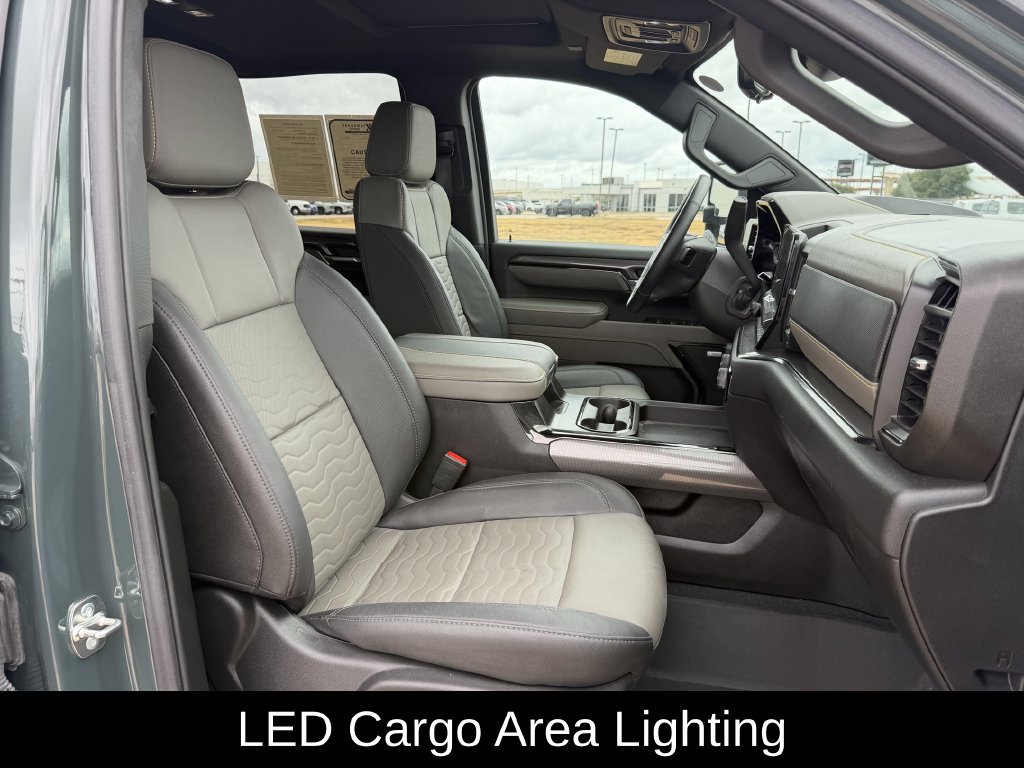 Used 2026 Chevrolet Silverado 2500 ZR2 AWD/4WD image 31