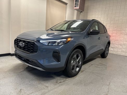 New 2026 Ford Escape ST-Line w/ Tech Pack #1 image 12