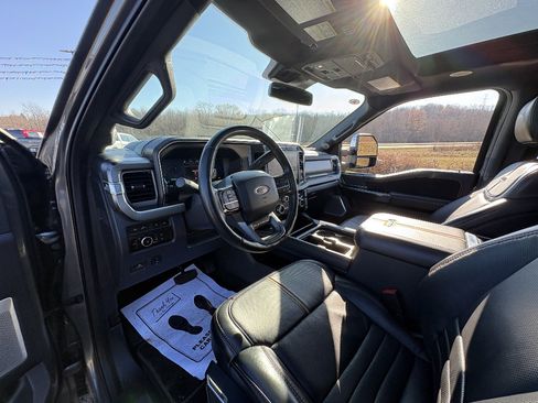 Used 2024 Ford F250 Platinum AWD/4WD image 30