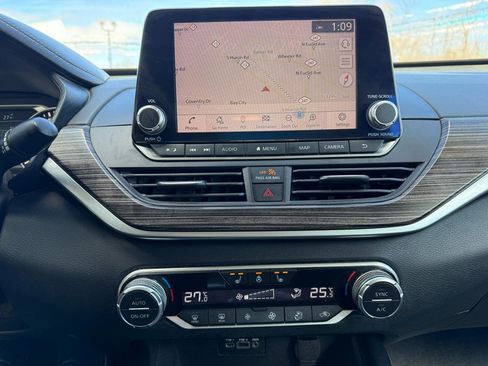 Used 2019 Nissan Altima 2.0 Edition One image 17