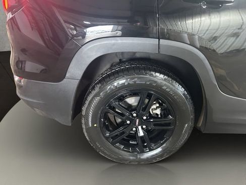 Used 2024 GMC Terrain AT4 AWD/4WD image 34