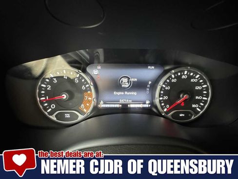 Used 2023 Jeep Renegade Trailhawk AWD/4WD image 15