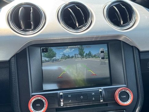 Used 2017 Ford Mustang GT Premium RWD image 18