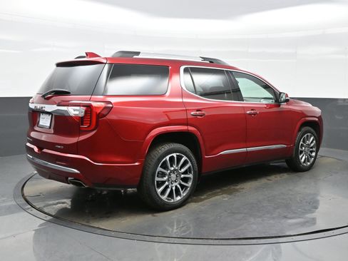 Used 2023 GMC Acadia Denali w/ Denali Ultimate Package image 6