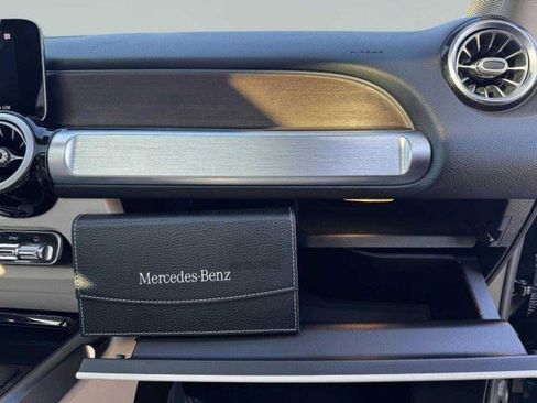 Used 2021 Mercedes-Benz GLB 250 image 50