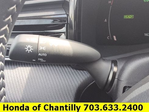 Used 2026 Toyota Camry SE FWD image 20