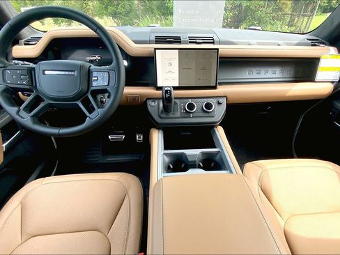 New 2025 Land Rover Defender 130 V8 image 5
