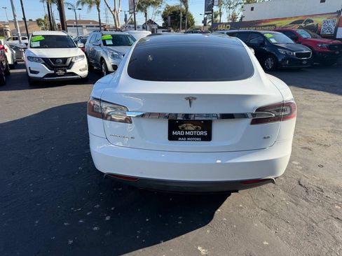 Used 2013 Tesla Model S RWD image 8