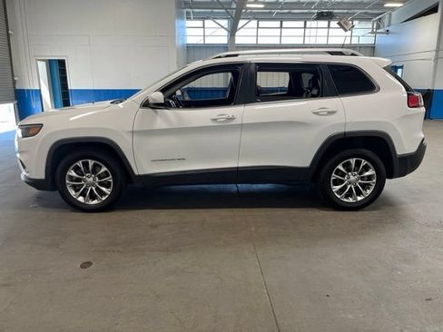 Used 2019 Jeep Cherokee Latitude Plus FWD image 6