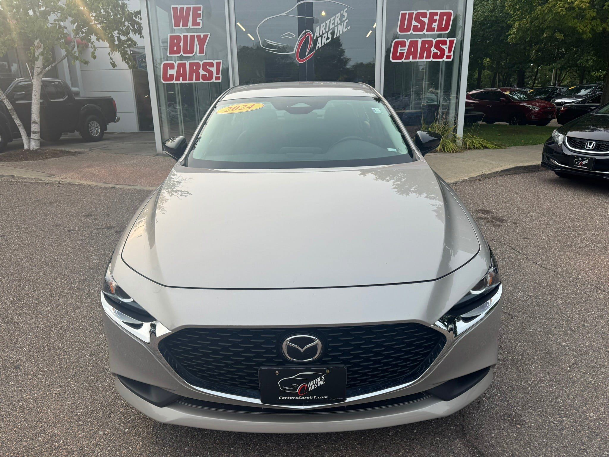 Used 2024 MAZDA MAZDA3 s FWD image 3