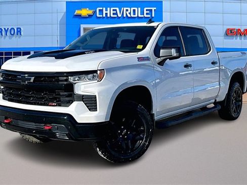 Used 2024 Chevrolet Silverado 1500 LT Trail Boss w/ LT Trail Boss Premium Package image 3