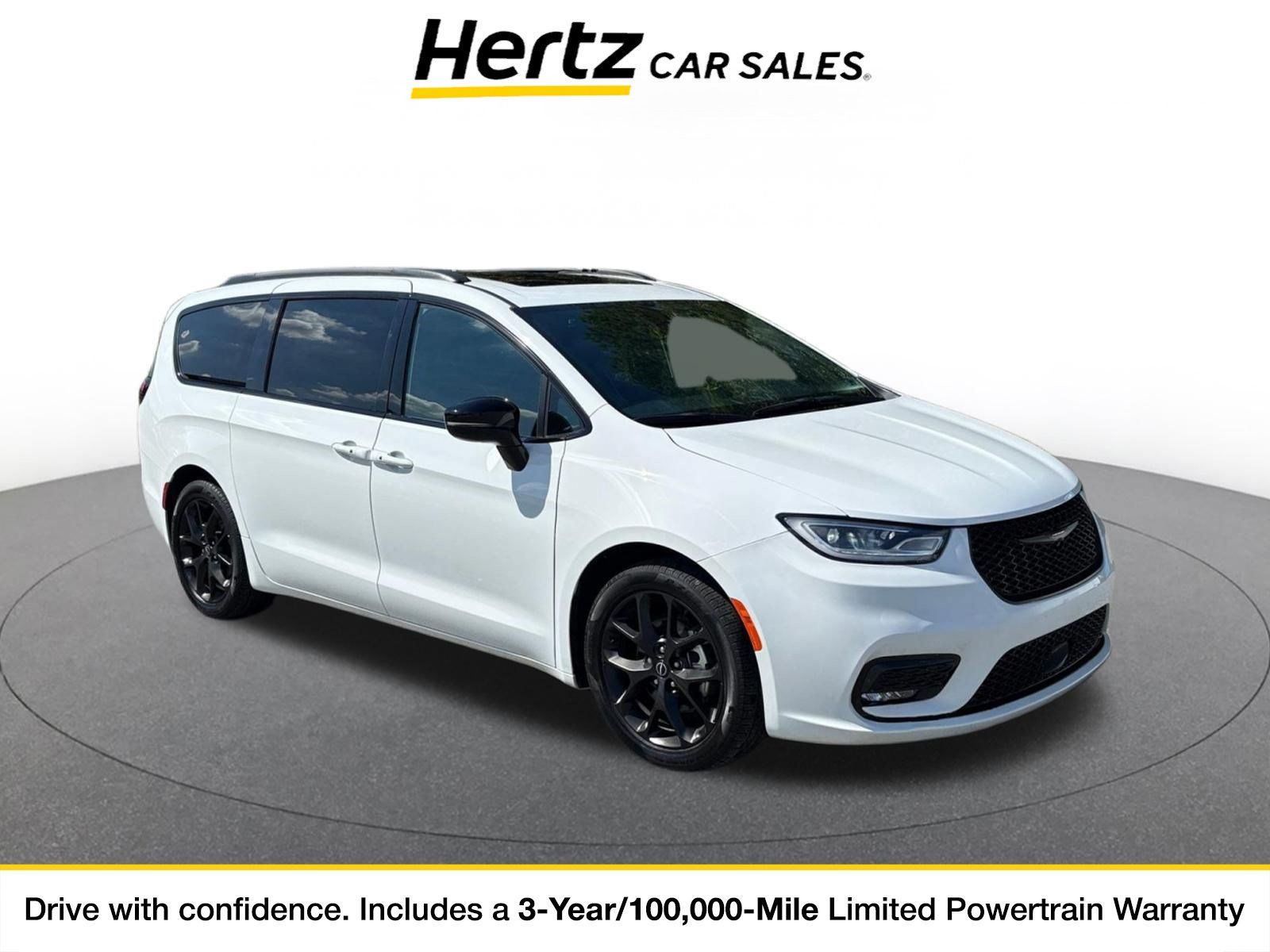 Used 2025 Chrysler Pacifica Limited FWD image 1