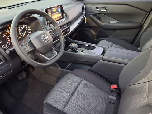 New 2026 Nissan Rogue SV FWD image 7
