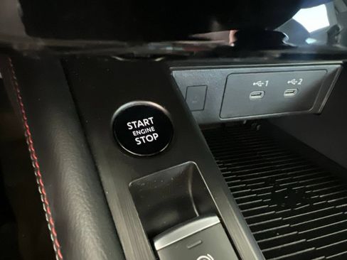 Used 2025 Nissan Kicks SR w/ SR Premium Package AWD/4WD image 55