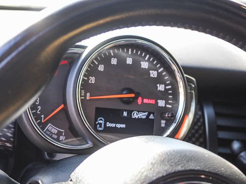 Used 2018 MINI Cooper S image 20