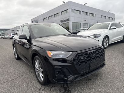 Used 2022 Audi Q5 e Premium Plus w/ Premium Plus Package