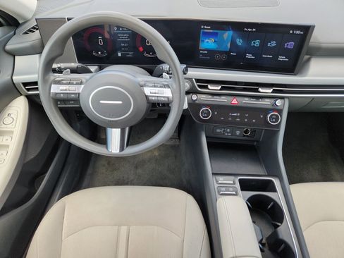 Used 2025 Hyundai Sonata SEL FWD image 33