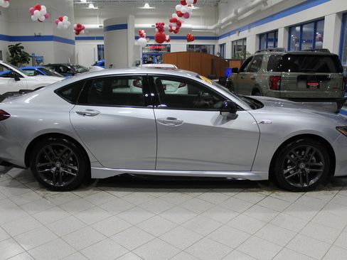 Used 2025 Acura TLX SH-AWD w/ A-SPEC Pkg image 4
