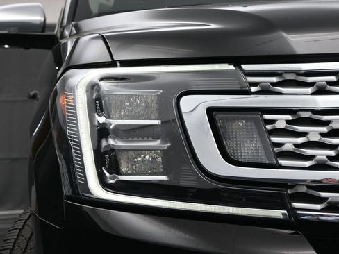Used 2020 Ford Expedition Platinum AWD/4WD image 6